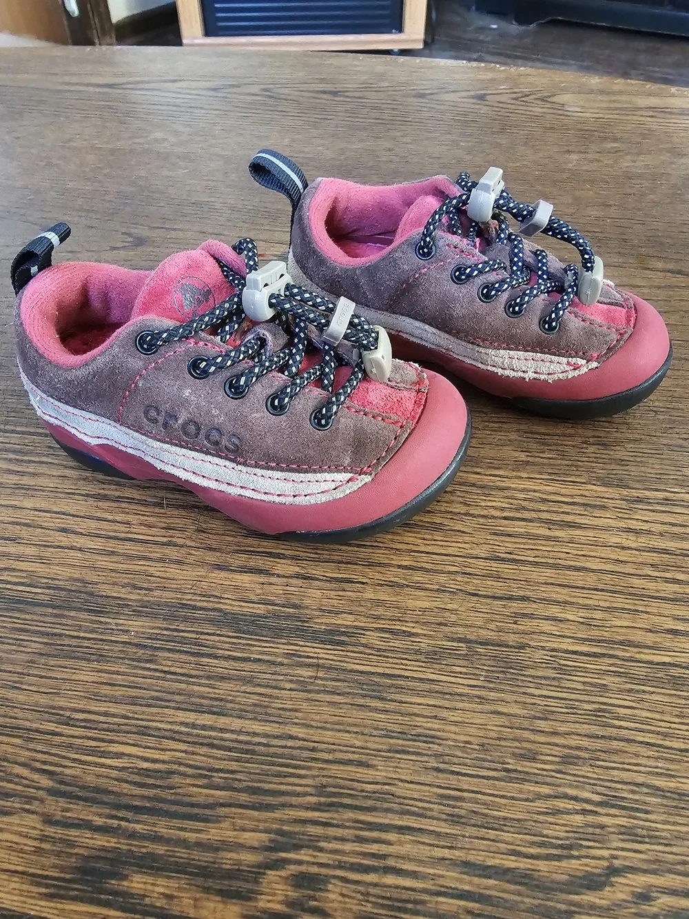 CROCS size 7c